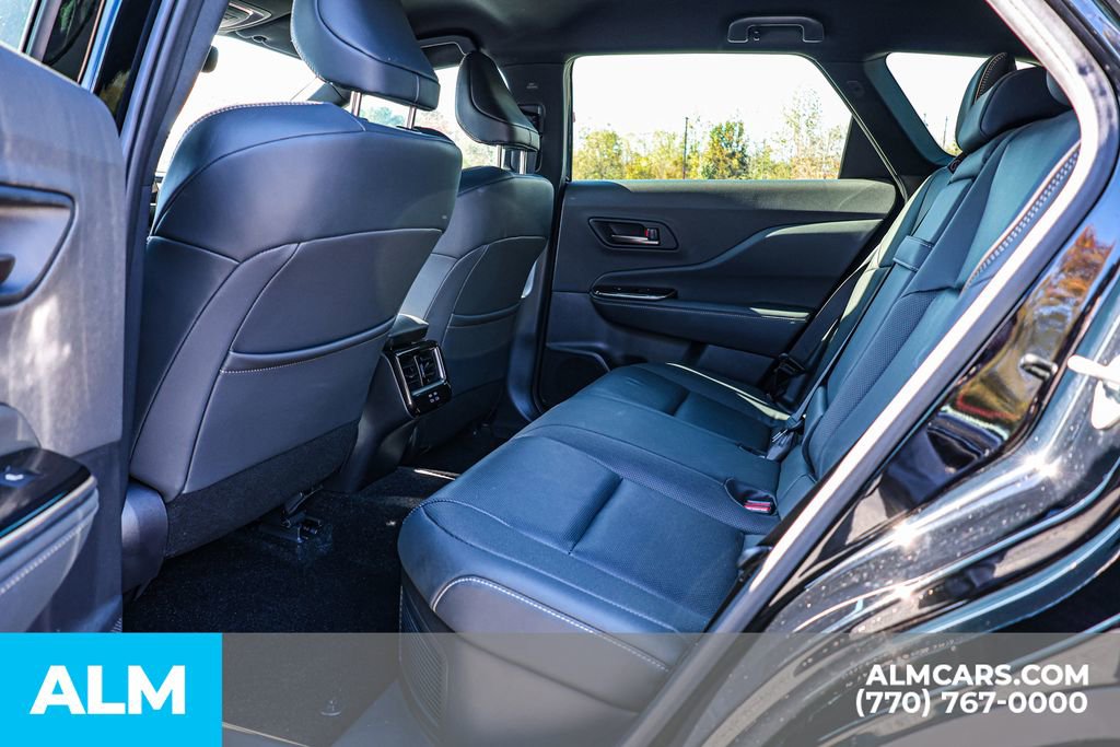 Used 2025 Toyota Crown Signia image 21