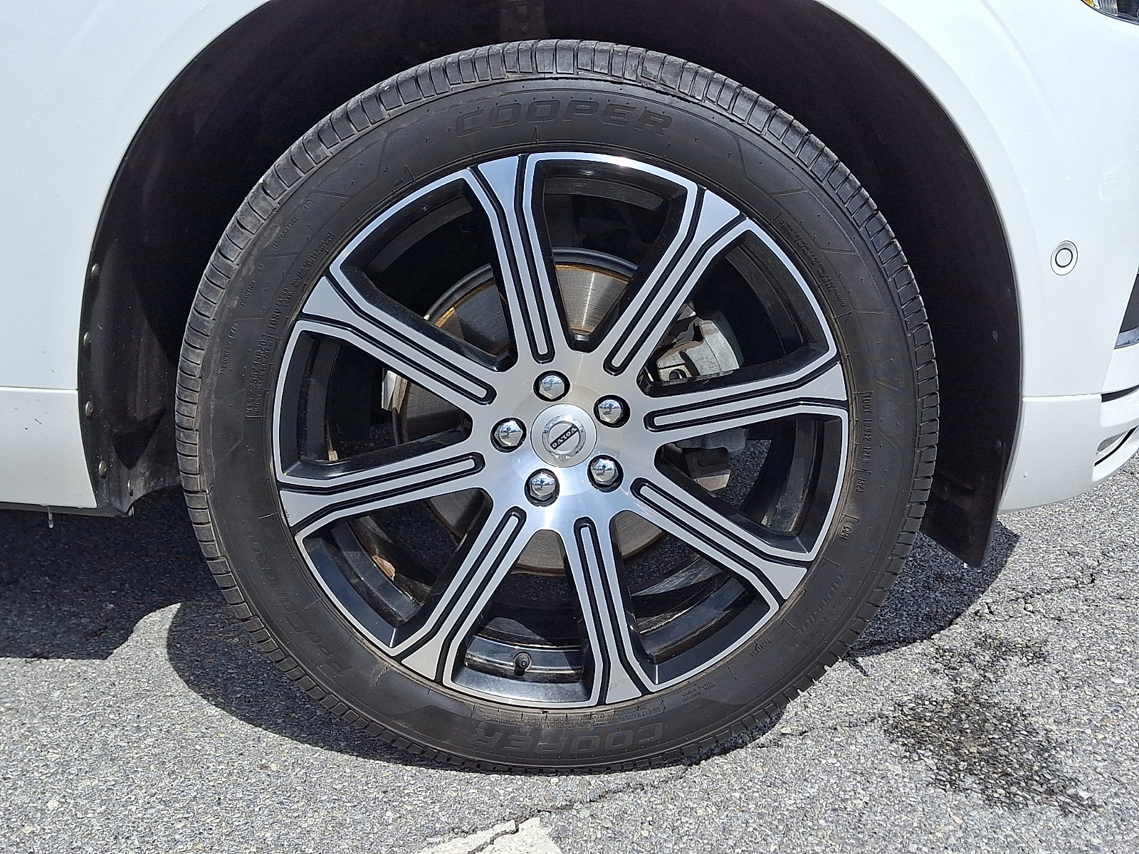 Used 2021 Volvo XC60 T5 Inscription w/ Advanced Package image 8