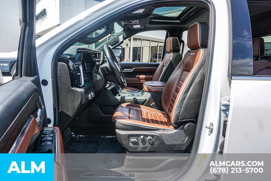 Used 2024 GMC Sierra 3500 Denali Ultimate AWD/4WD image 18
