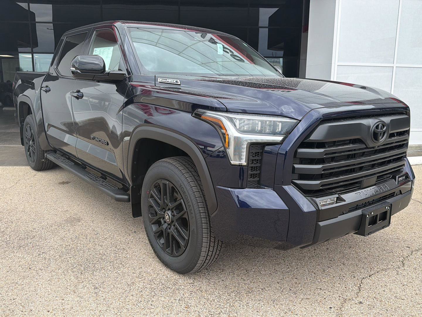 New 2026 Toyota Tundra Limited AWD/4WD image 2