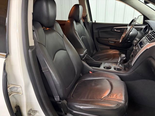 Used 2012 Chevrolet Traverse LT FWD image 25