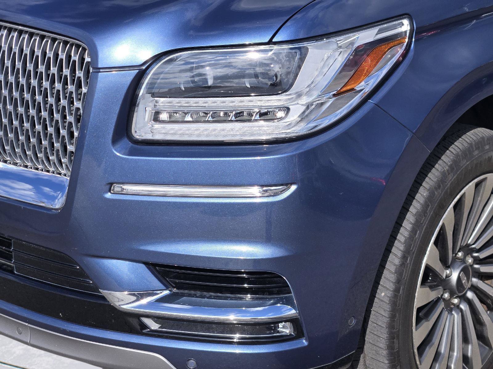 Used 2019 Lincoln Navigator L Reserve AWD/4WD image 9