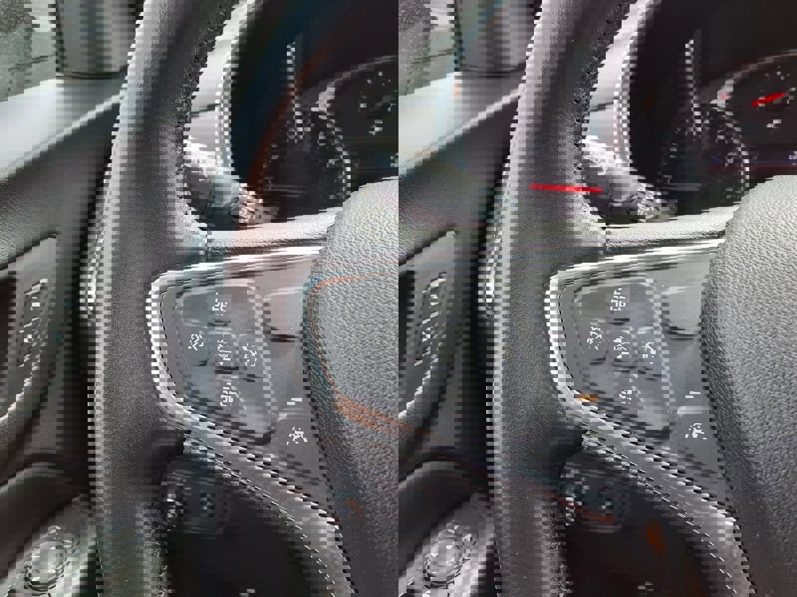 Used 2020 Chevrolet Equinox Premier image 13