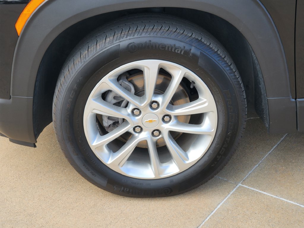 Used 2025 Chevrolet TrailBlazer LS w/ LS Confidence Package FWD image 12