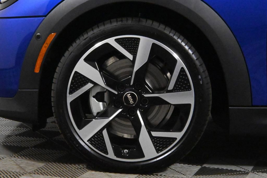 Used 2025 MINI Cooper S image 12