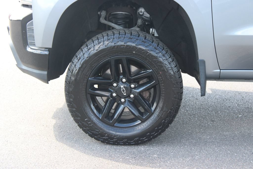 Used 2021 Chevrolet Silverado 1500 LT Trail Boss w/ Convenience Package II AWD/4WD image 21