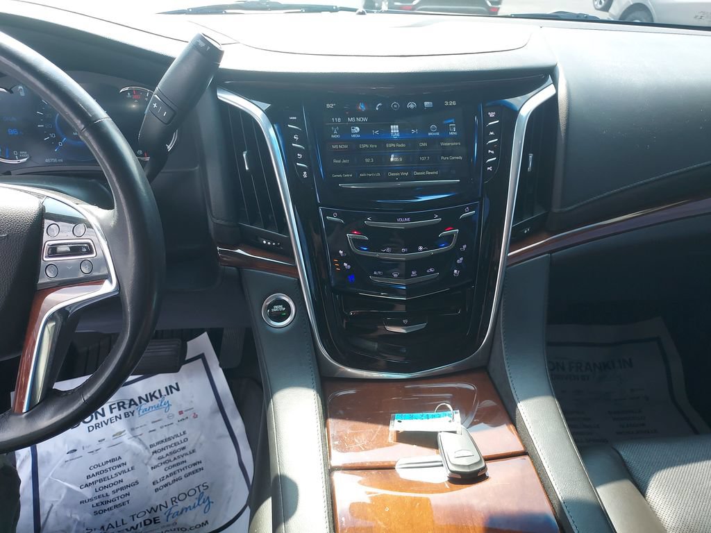 Used 2020 Cadillac Escalade ESV Luxury AWD/4WD image 20