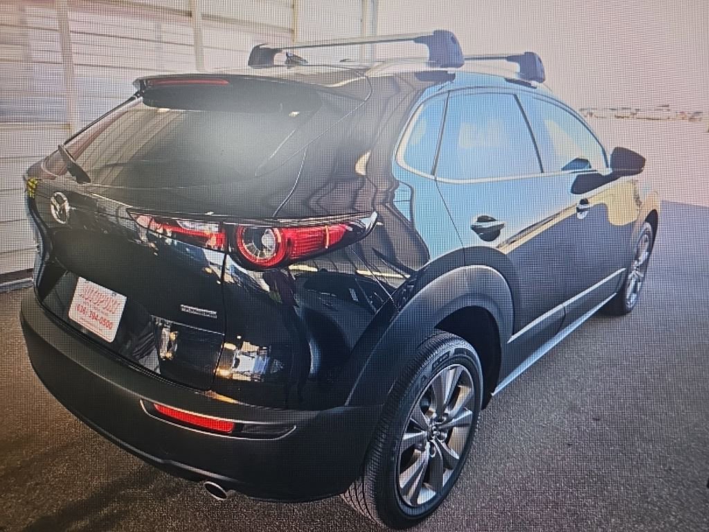 Used 2022 MAZDA CX-30 AWD 2.5 S w/ Premium Package image 3