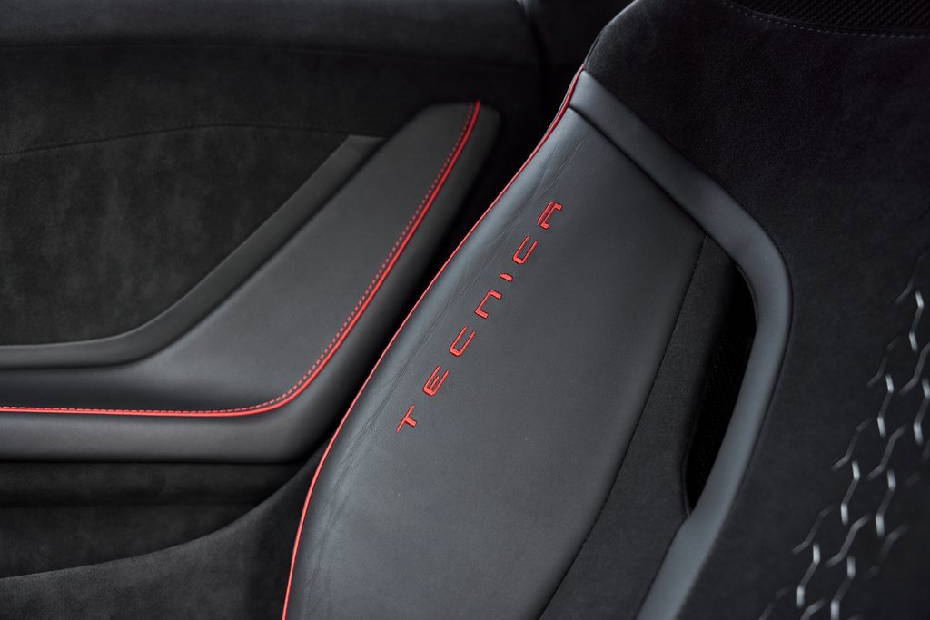 Used 2023 Lamborghini Huracan Tecnica image 50