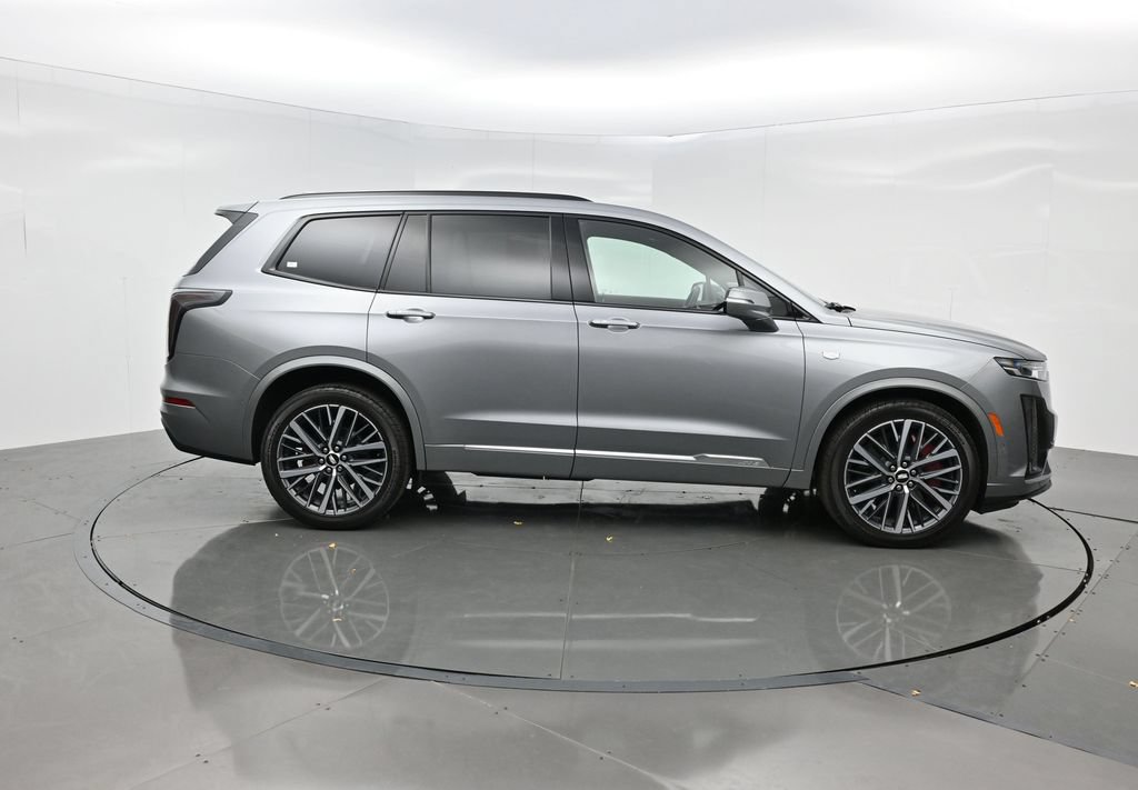 Certified 2024 Cadillac XT6 Sport w/ Technology Package AWD/4WD image 7