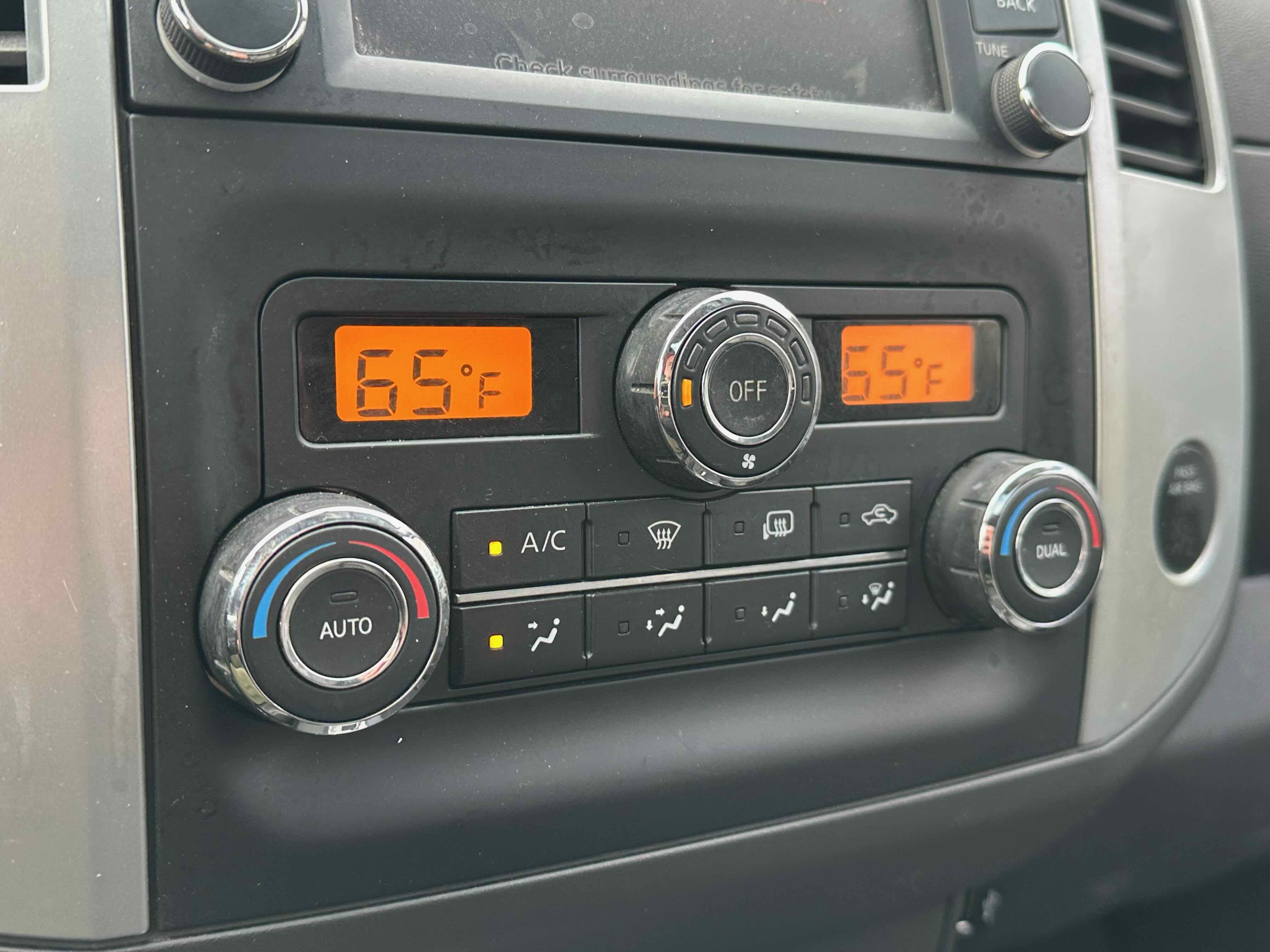 Used 2020 Nissan Frontier PRO-4X w/ Pro-4x Utility Package image 35