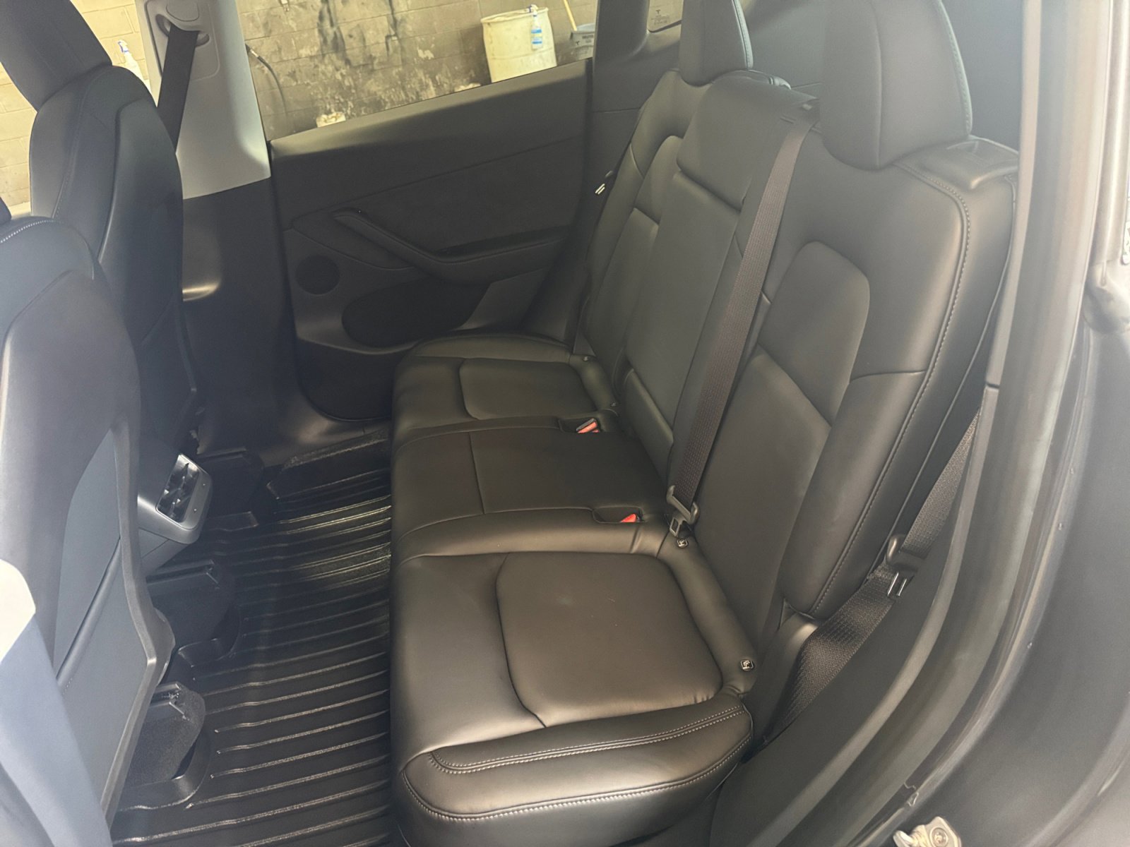 Used 2020 Tesla Model Y Performance image 17