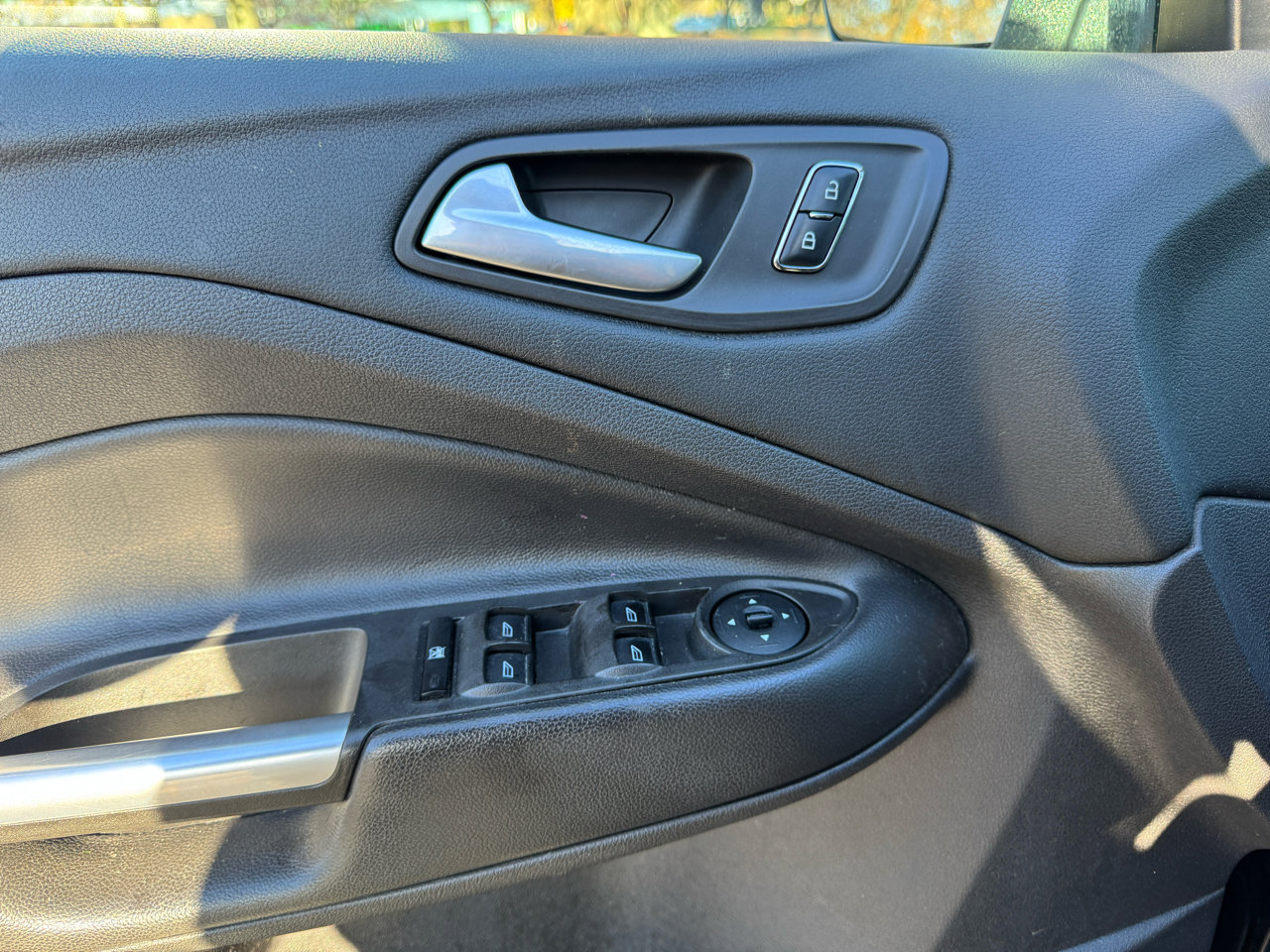 Used 2014 Ford Escape SE w/ Equipment Group 201A image 31