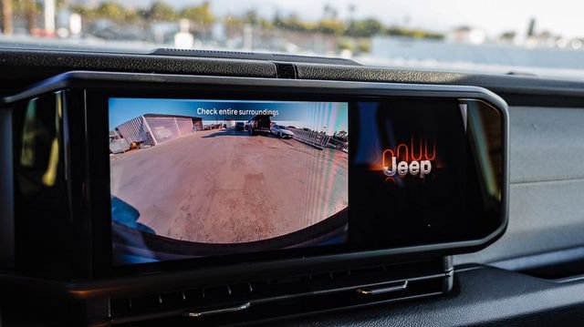 New 2026 Jeep Wrangler Unlimited Sport AWD/4WD image 31