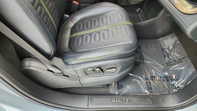 Used 2024 Rivian R1T Adventure image 24