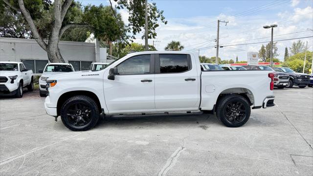 Used 2025 Chevrolet Silverado 1500 Custom w/ Turbomax Blackout Package RWD image 3