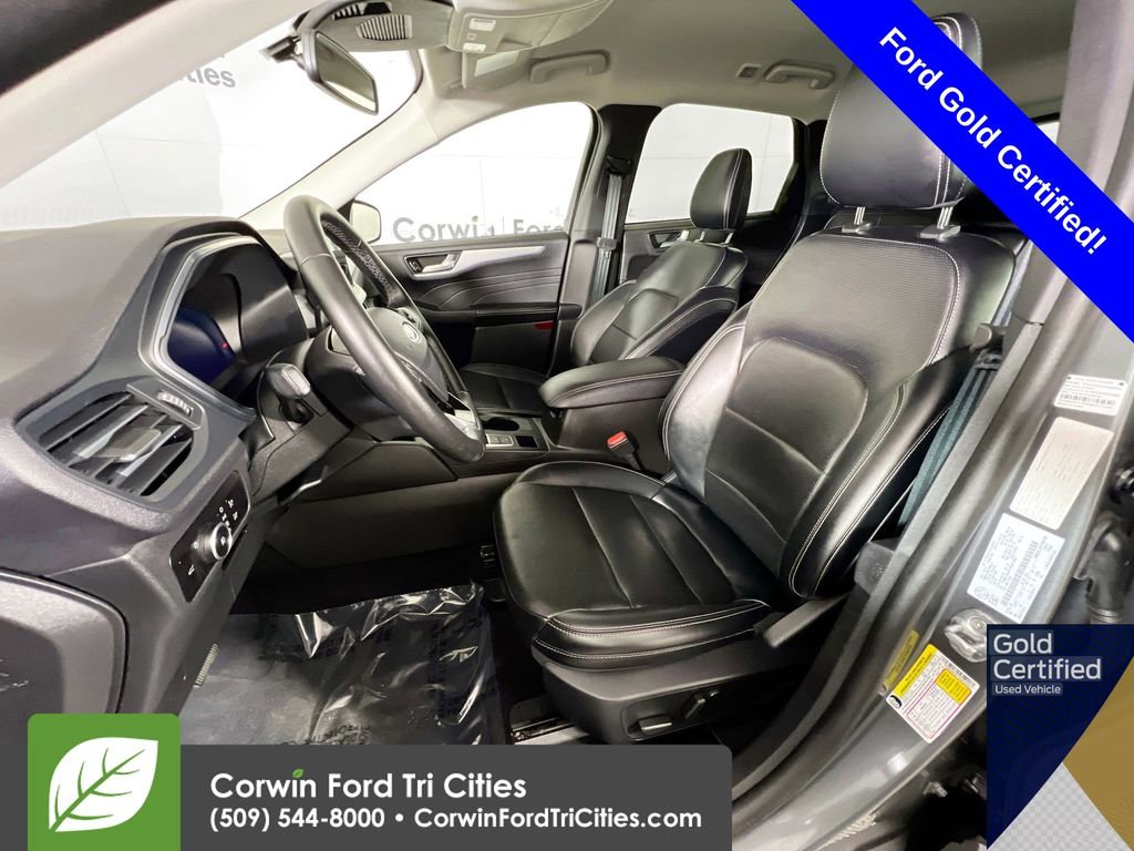 Certified 2025 Ford Escape Platinum AWD/4WD image 25