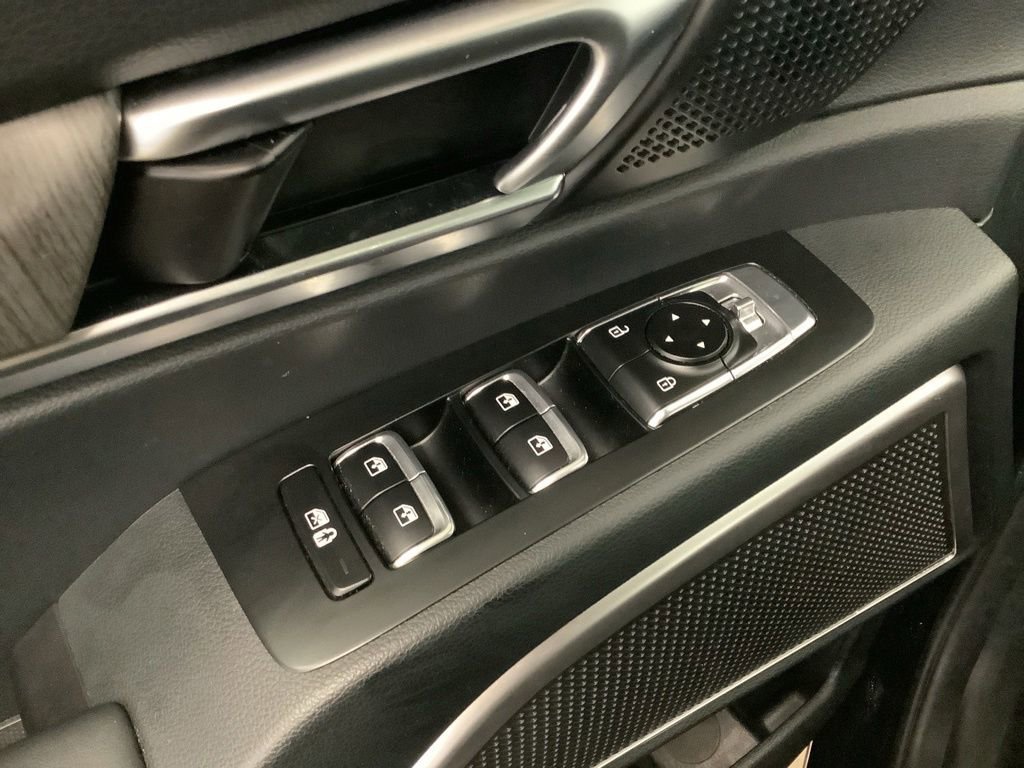 Certified 2025 Kia Telluride EX w/ EX Captain's Chair Package AWD/4WD image 15