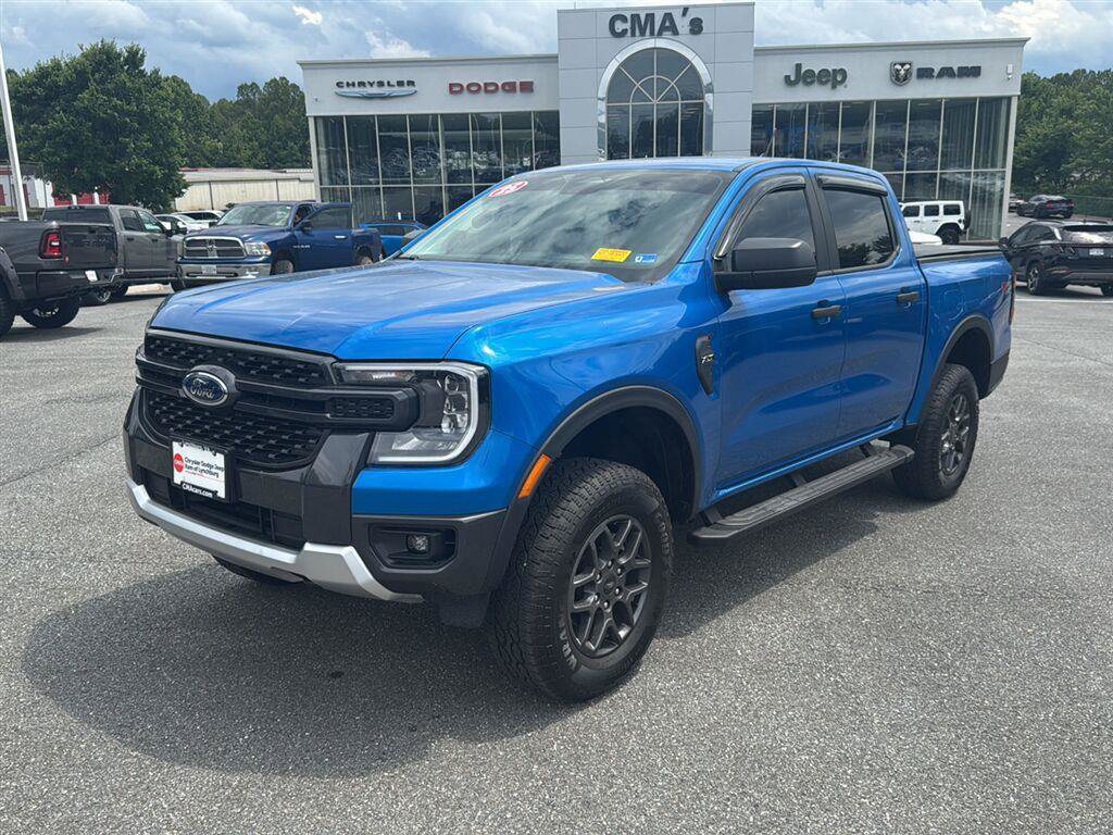 Used 2025 Ford Ranger XLT w/ FX4 Off-Road Package AWD/4WD image 2