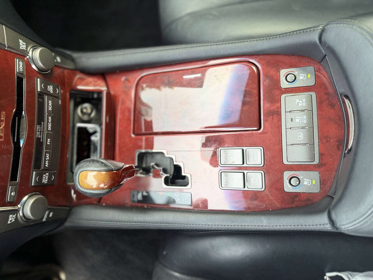Used 2007 Lexus LS 460 L RWD image 16