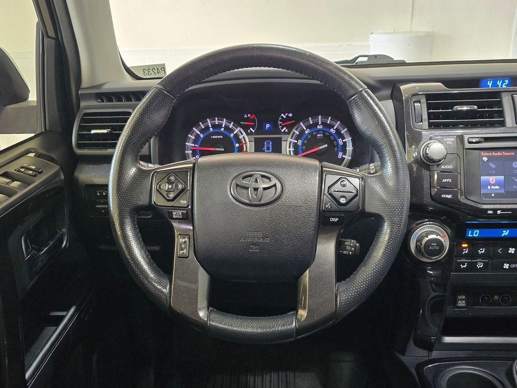 Used 2019 Toyota 4Runner Limited AWD/4WD image 10