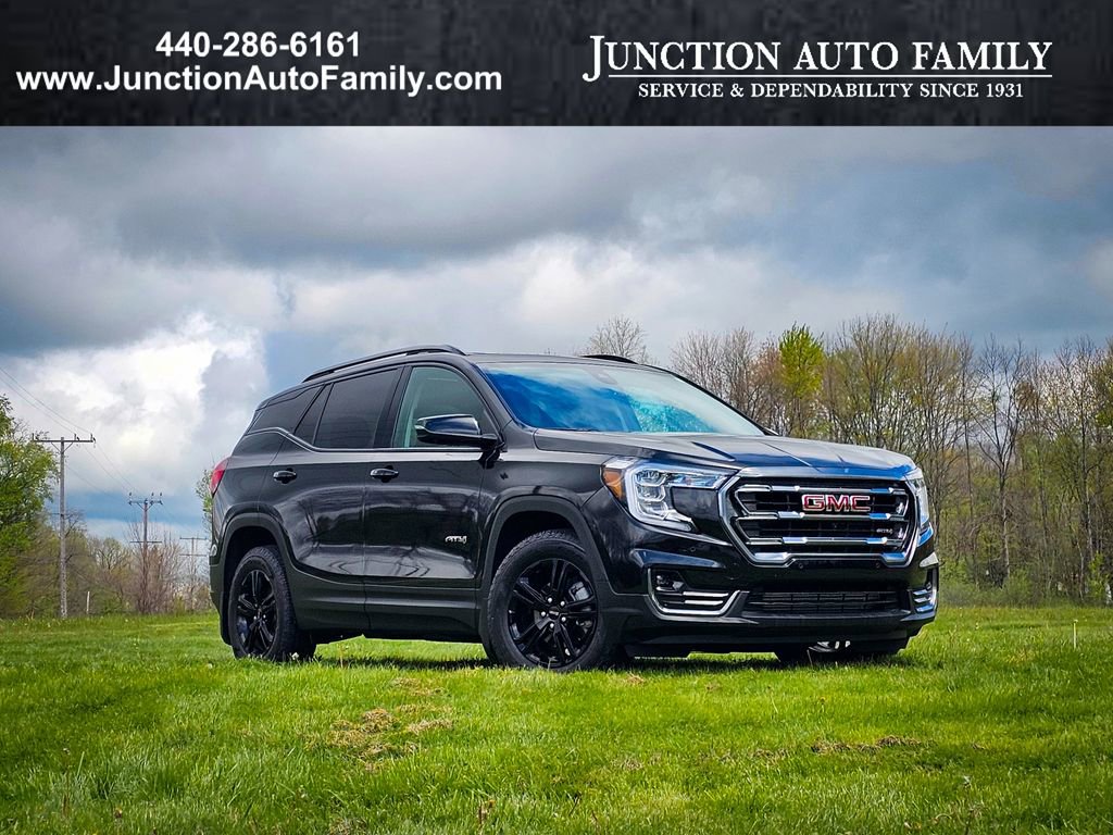 Certified 2022 GMC Terrain AT4 w/ Tech Package AWD/4WD image 1
