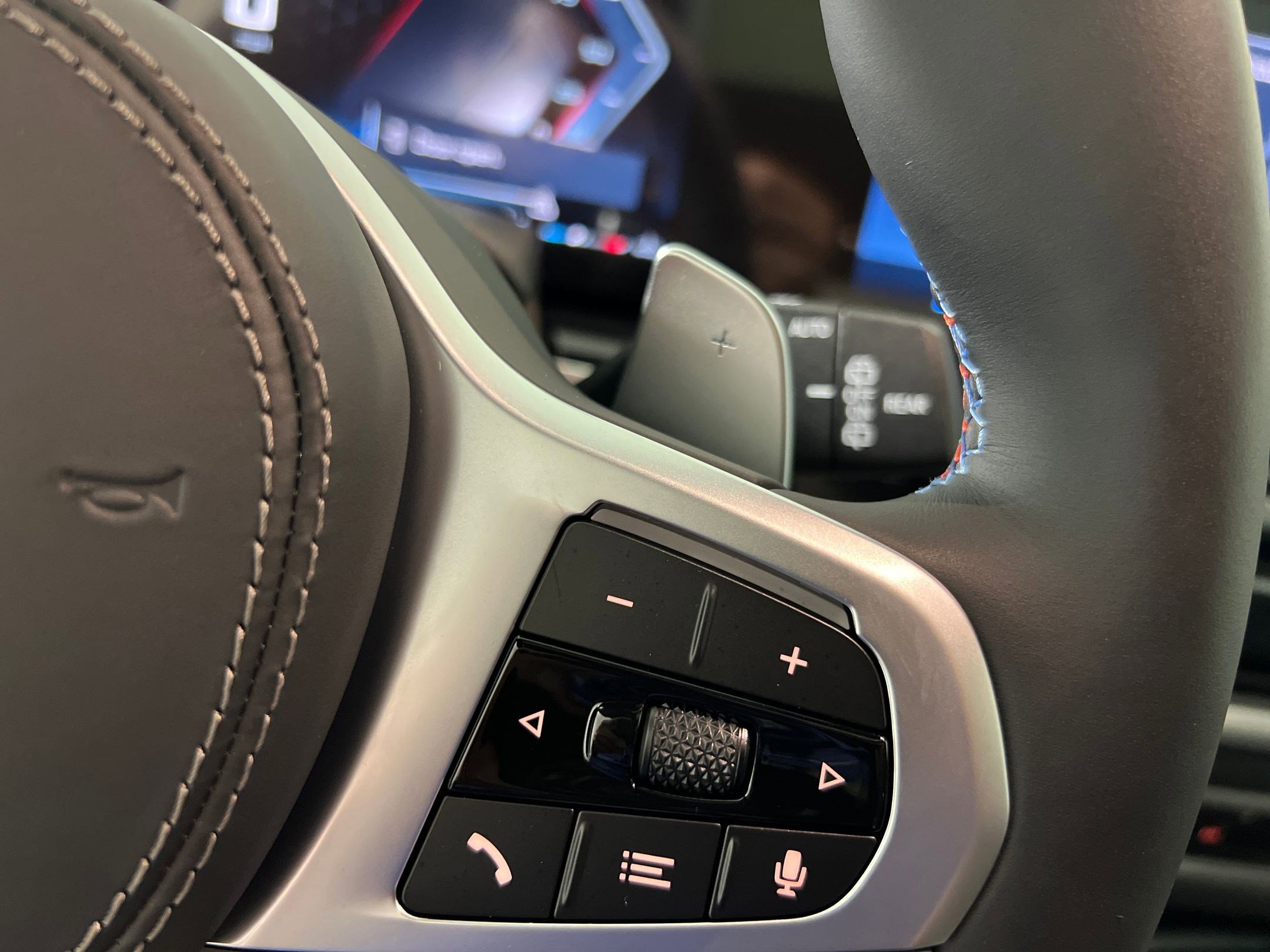 New 2026 BMW X7 M60i image 27