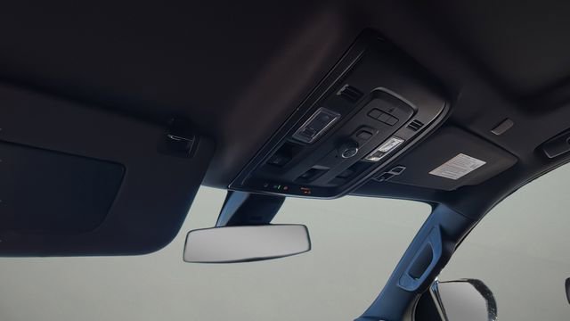 Used 2021 Chevrolet Suburban LT w/ Rear Media and Nav Package image 28