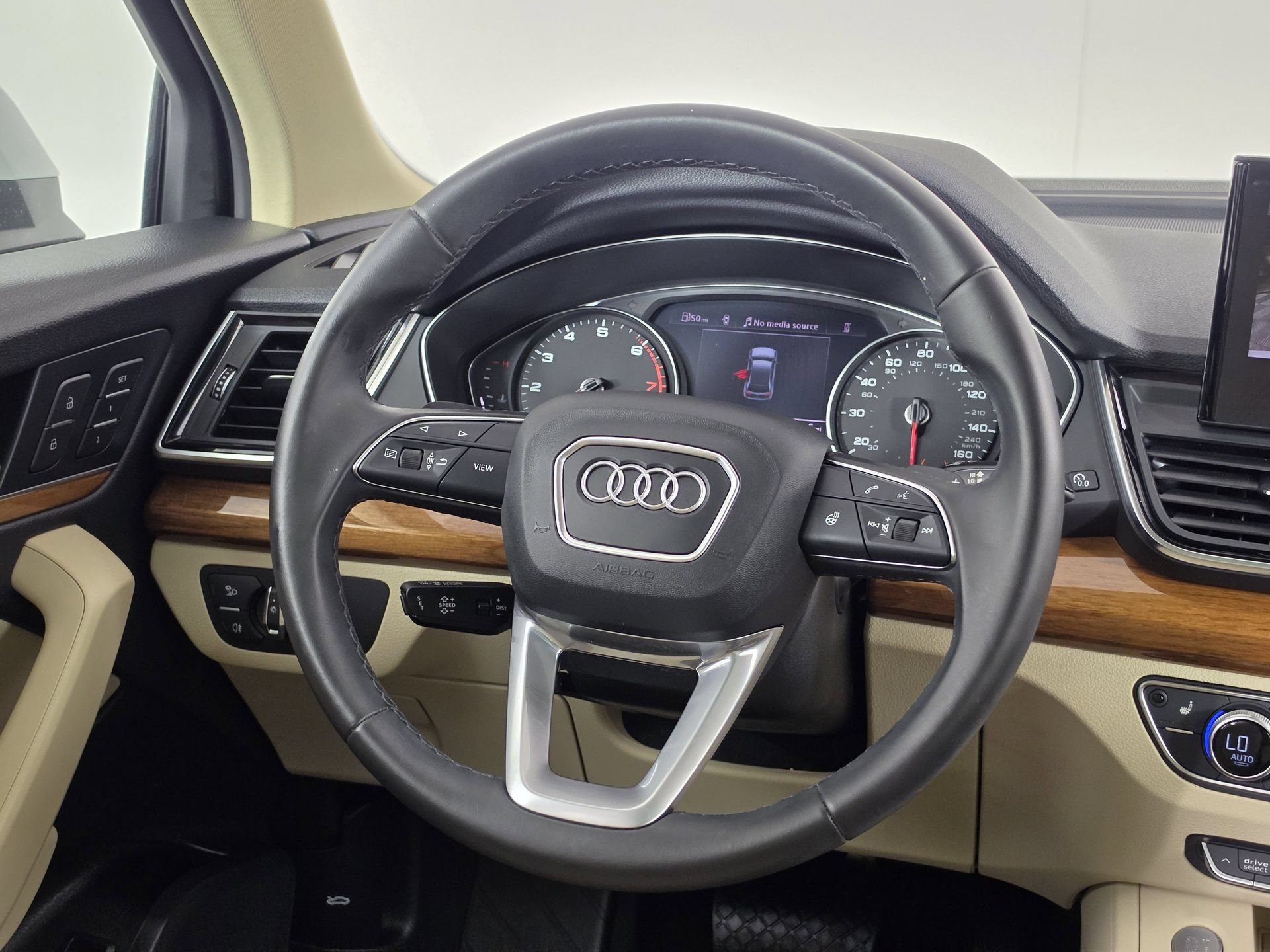 Certified 2023 Audi Q5 Premium Plus AWD/4WD image 34