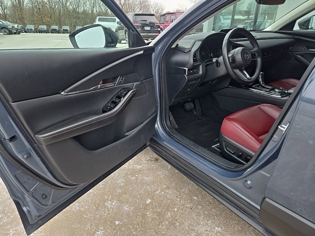 Used 2025 MAZDA CX-30 AWD 2.5 S w/ Preferred Package image 28