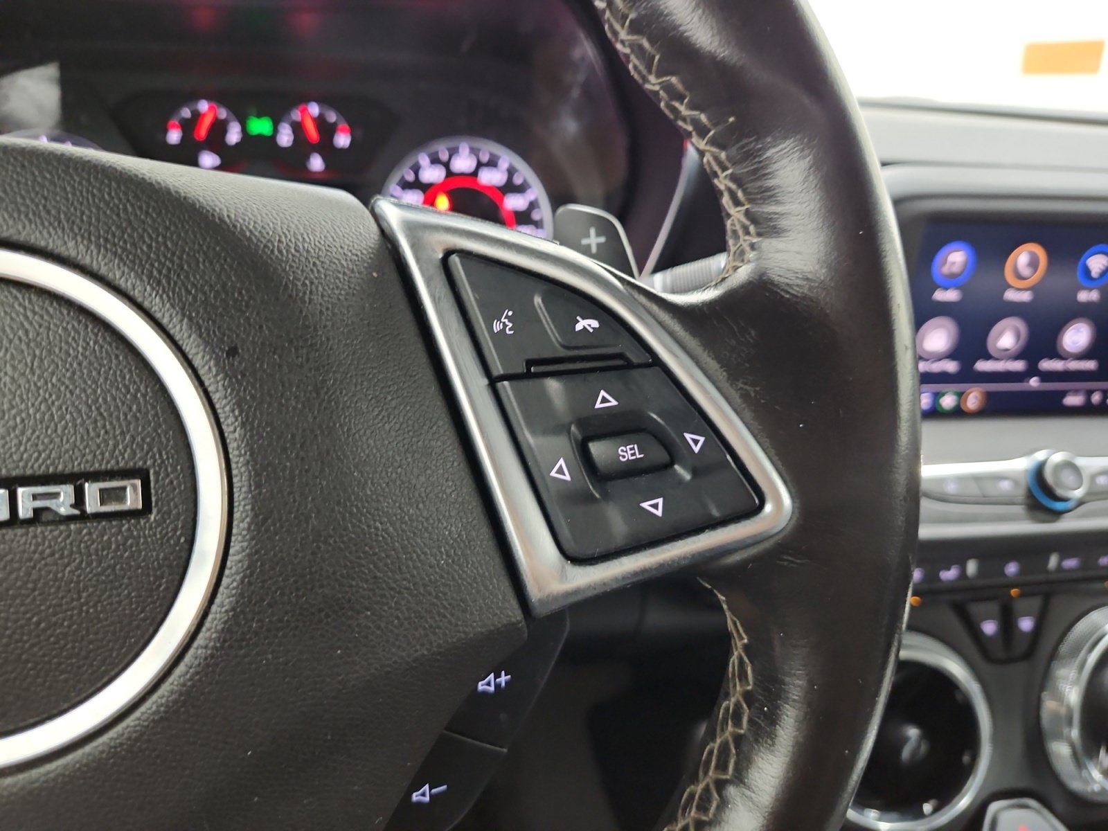 Used 2020 Chevrolet Camaro LT RWD image 21