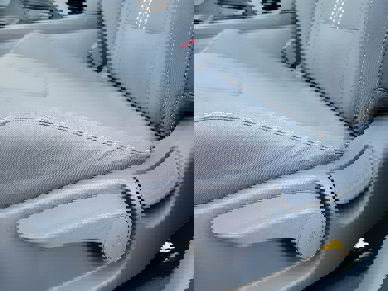 Certified 2023 Hyundai Elantra SEL image 12