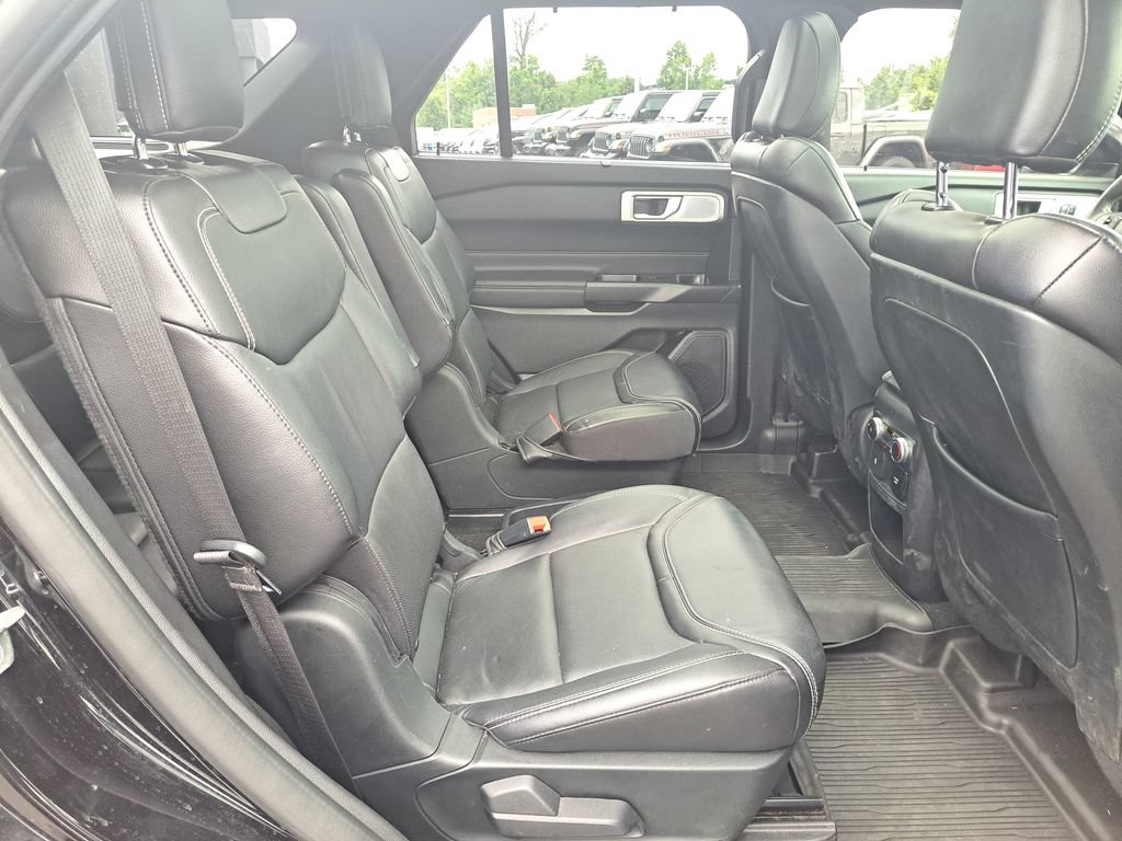 Used 2020 Ford Explorer ST w/ ST Street Pack AWD/4WD image 30