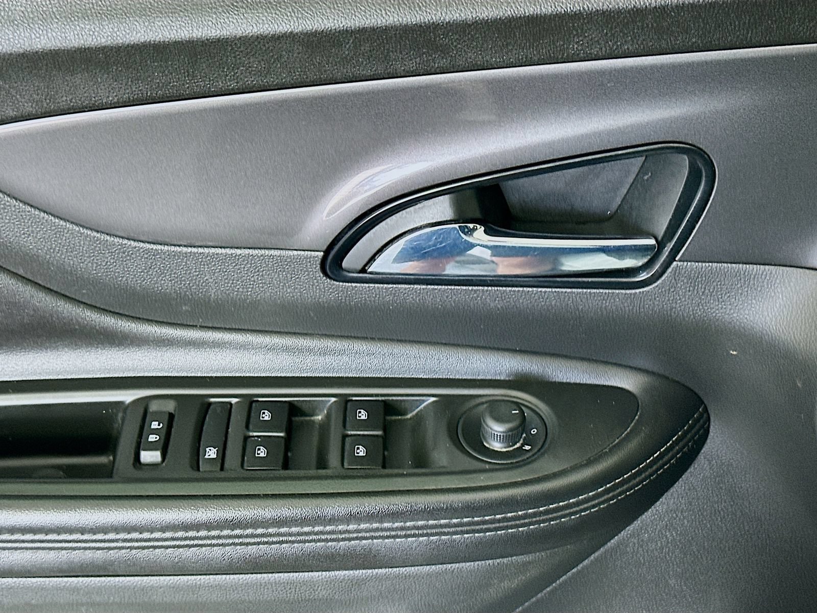 Used 2021 Buick Encore Preferred FWD image 18