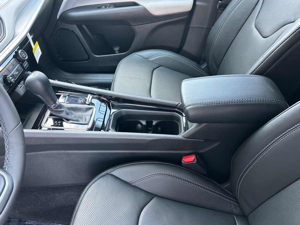New 2025 Jeep Compass Limited image 42