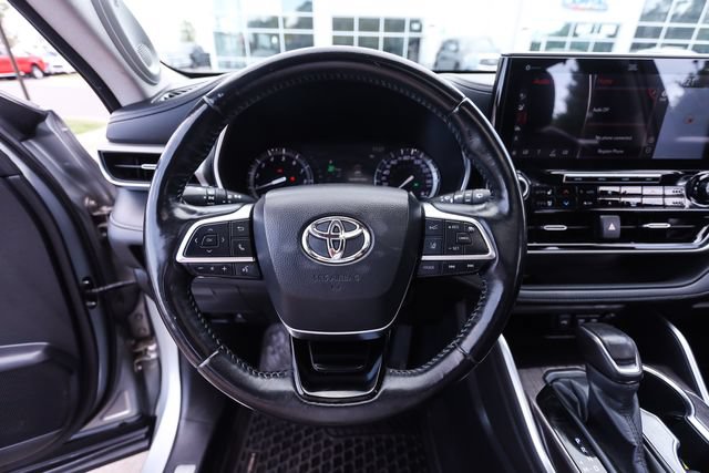 Used 2020 Toyota Highlander Platinum AWD/4WD image 39