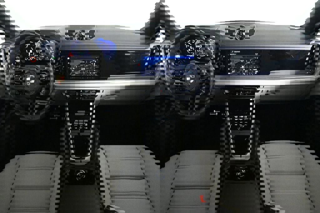 Certified 2025 Porsche Cayenne S image 11