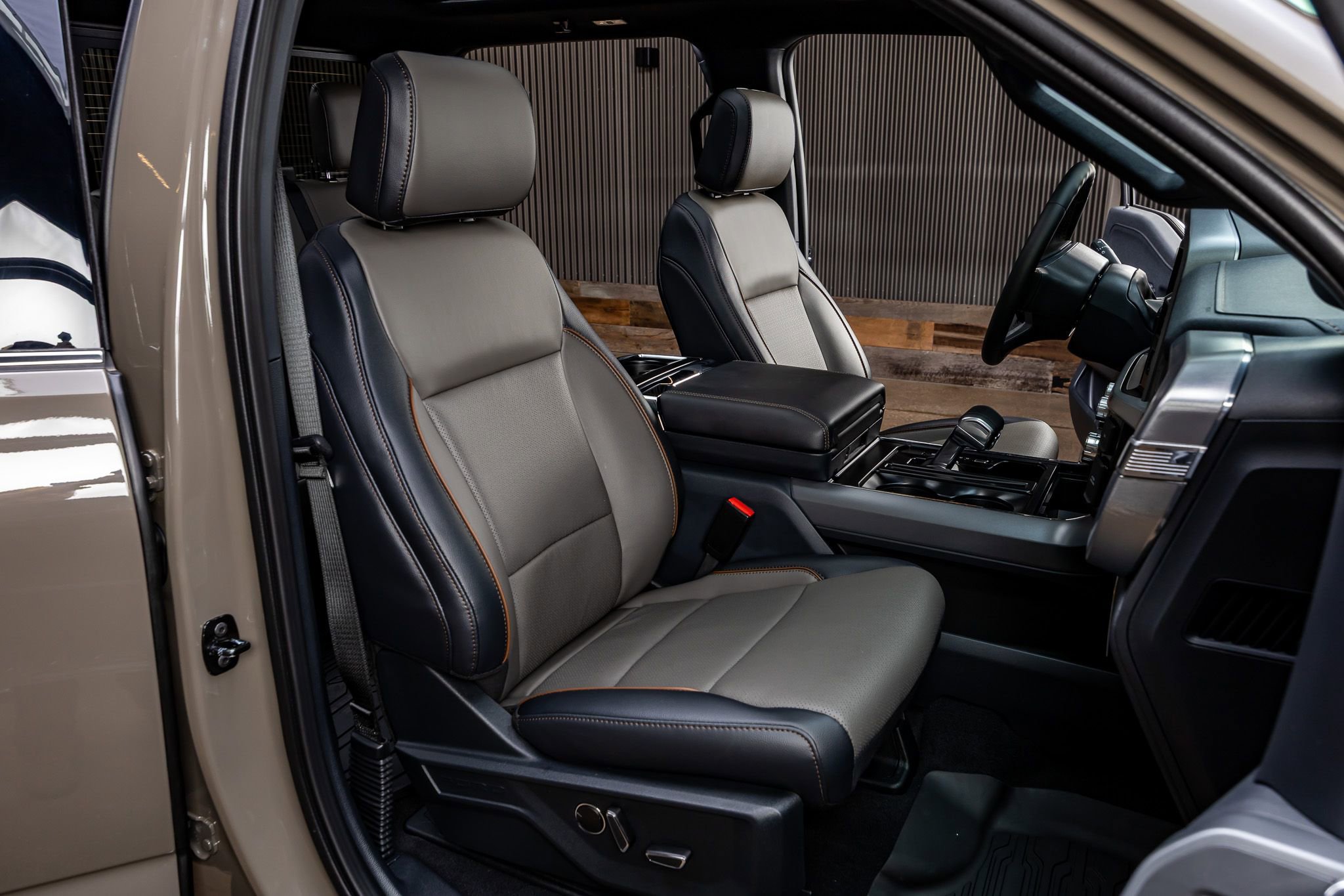 Used 2026 Ford F150 Lariat AWD/4WD image 30