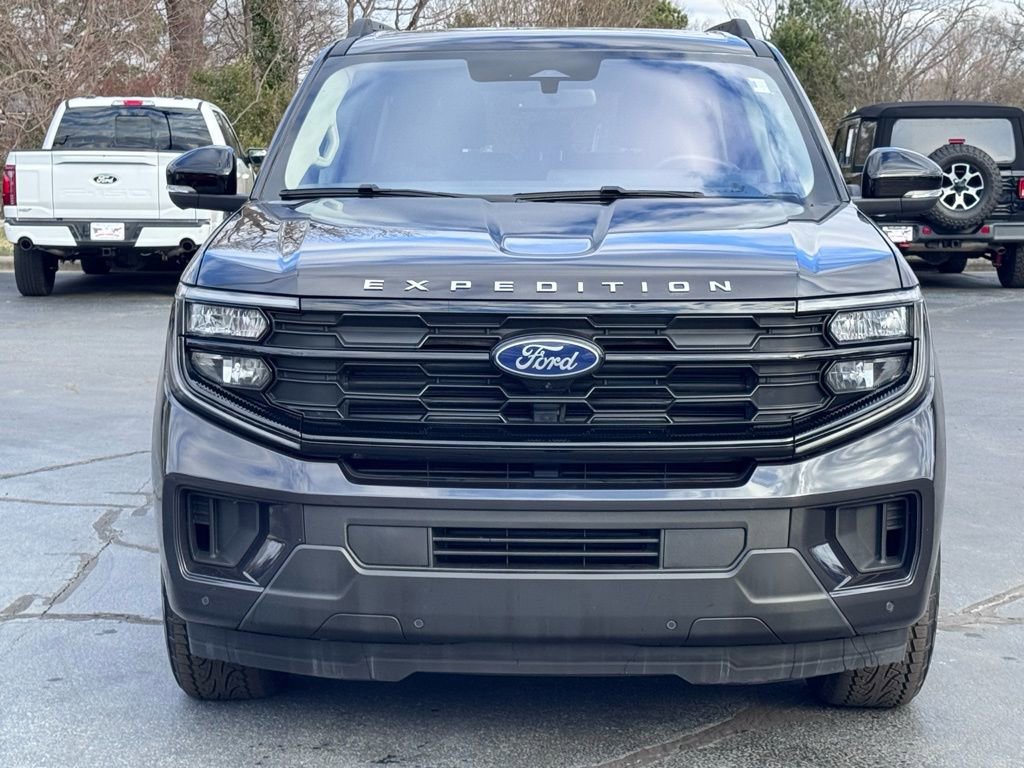 Used 2025 Ford Expedition Max Active image 18