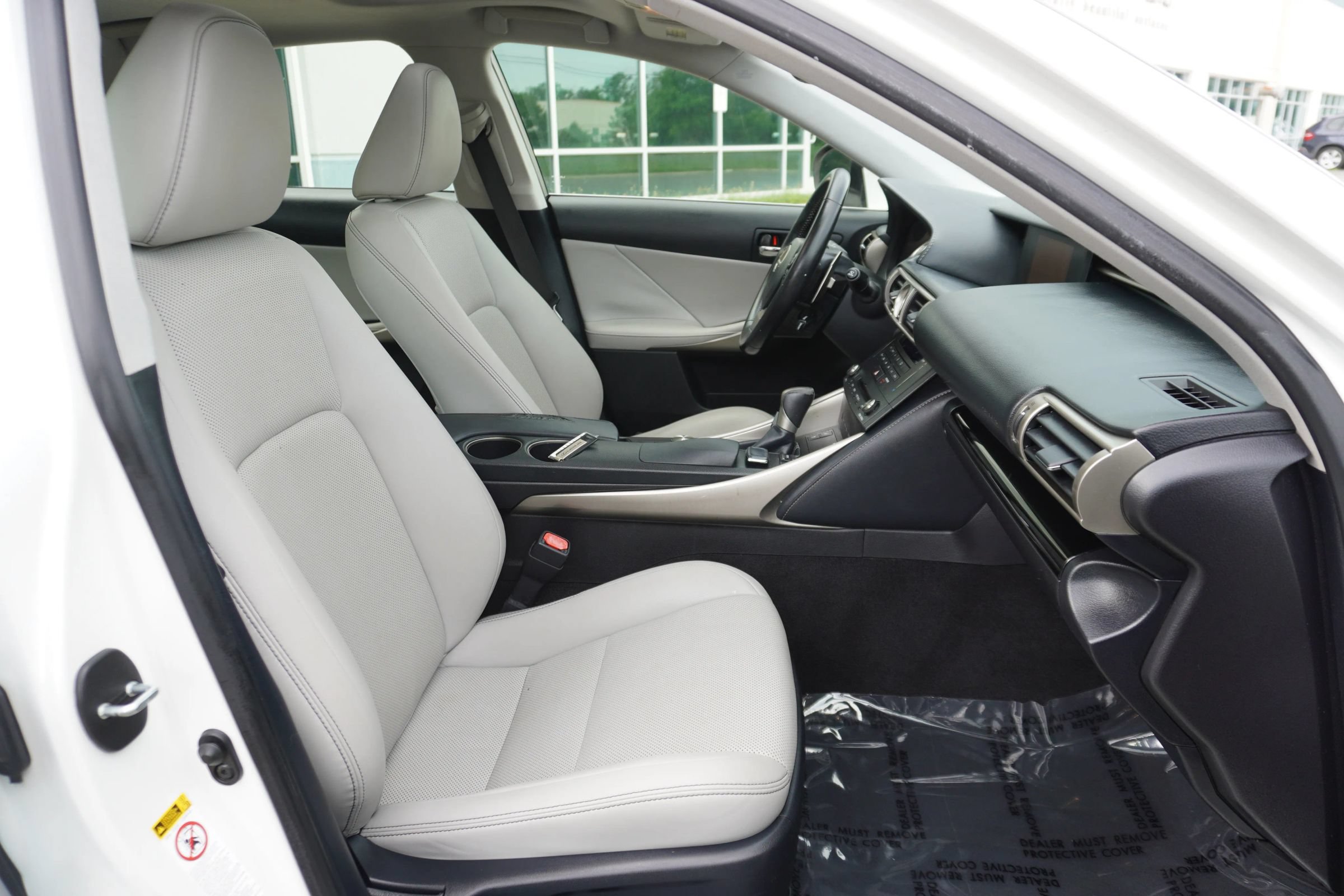 Used 2016 Lexus IS 200t w/ Navigation System Package RWD image 12