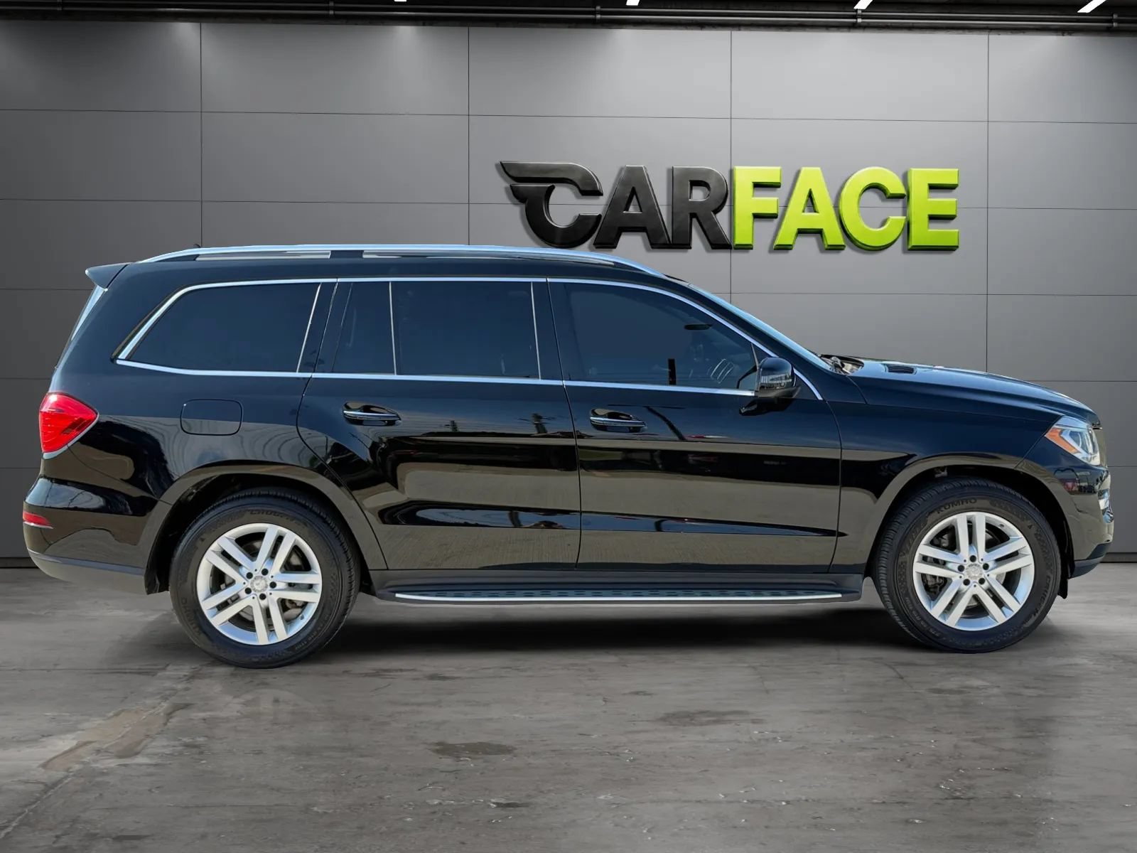 Used 2015 Mercedes-Benz GL 450 4MATIC image 13