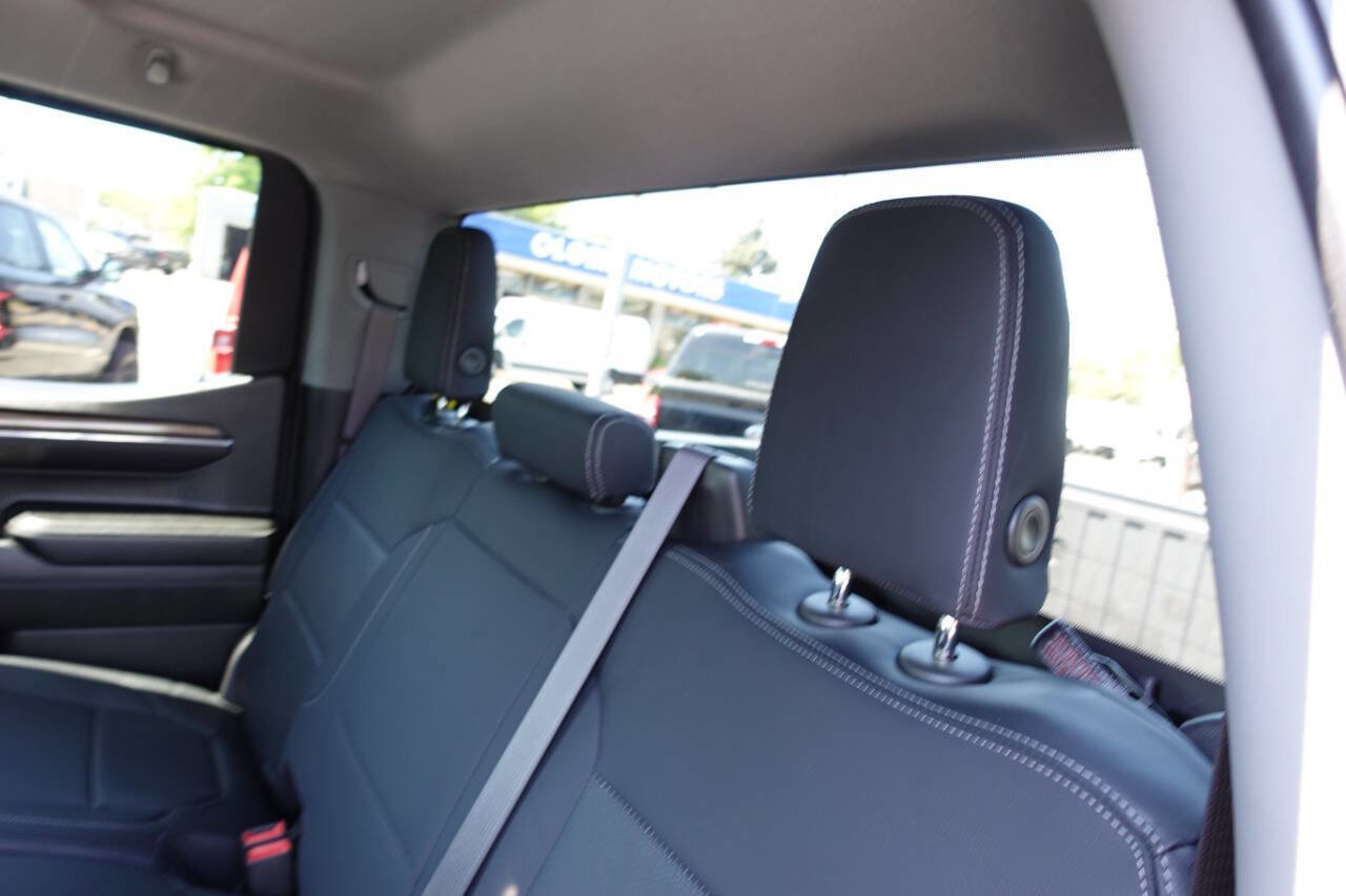 Used 2023 Chevrolet Silverado 1500 LT AWD/4WD image 25