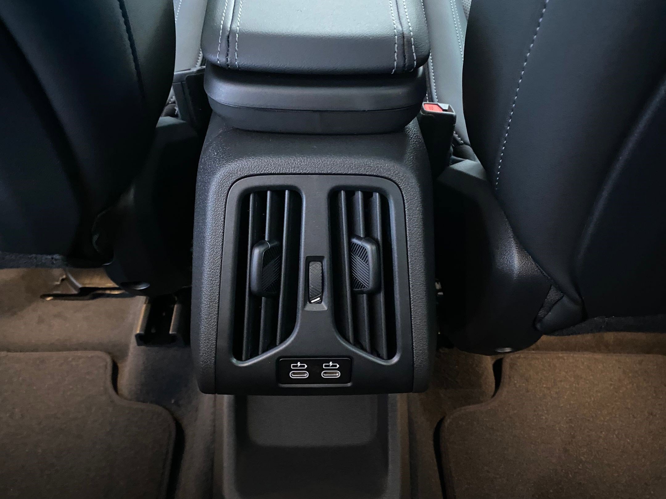 New 2026 BMW X1 M35i w/ Technology Package AWD/4WD image 29