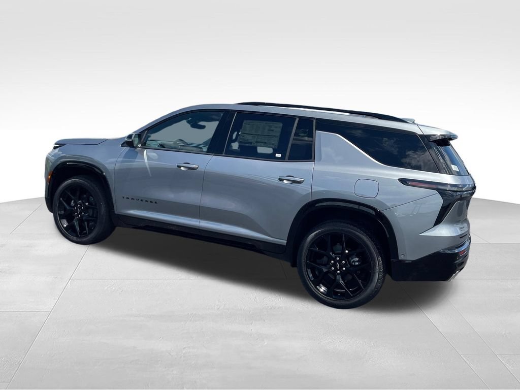 New 2026 Chevrolet Traverse RS w/ LPO, Floor Liner Package FWD image 3