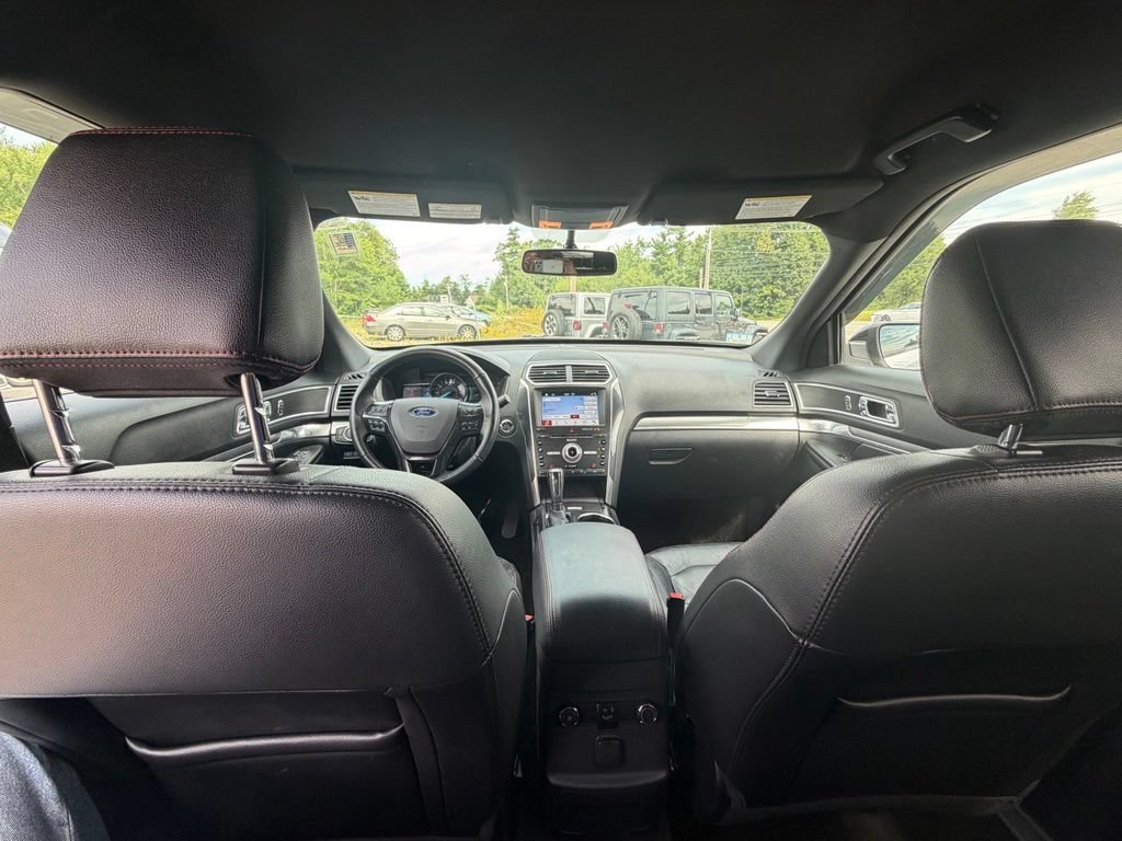 Used 2018 Ford Explorer Sport AWD/4WD image 34