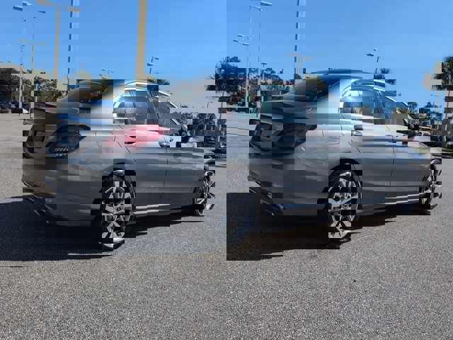 Used 2019 Mercedes-Benz C 300 Sedan image 5