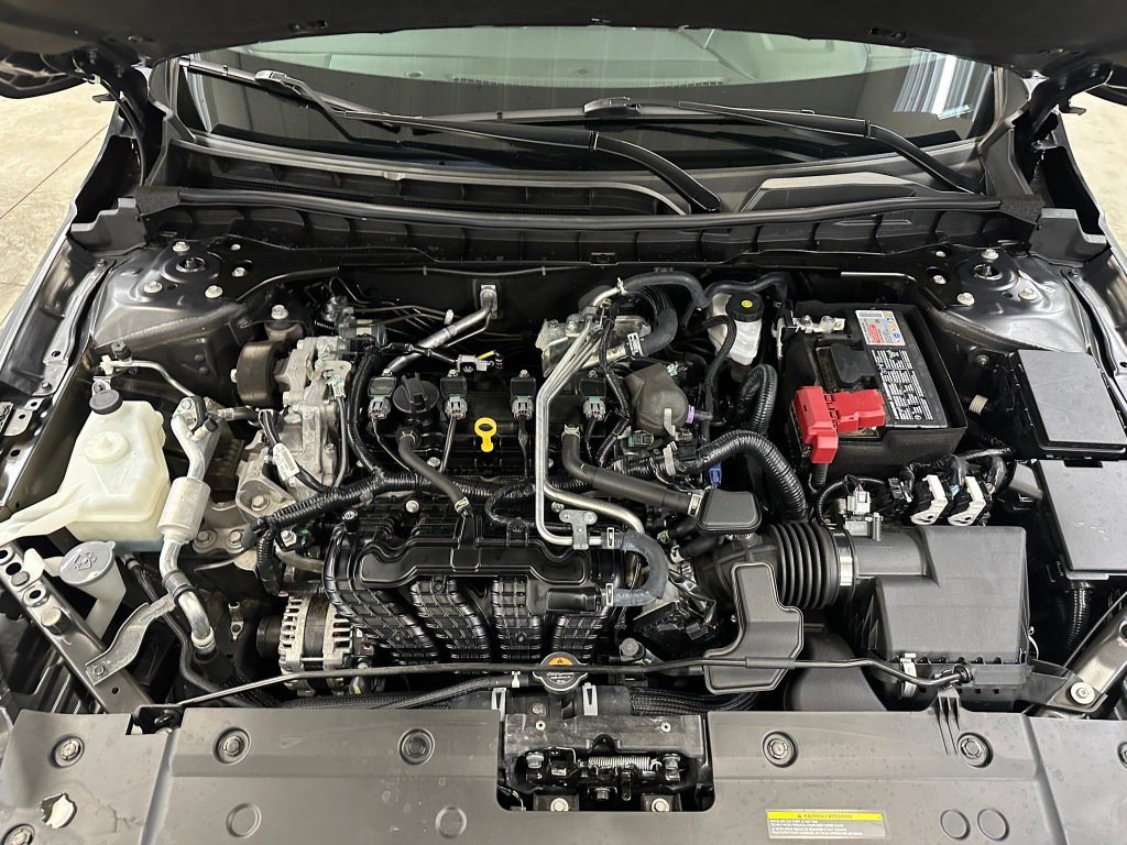Used 2024 Nissan Altima 2.5 S FWD image 32