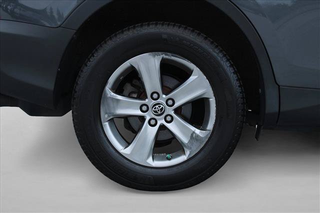 Used 2015 Toyota RAV4 XLE AWD/4WD image 15
