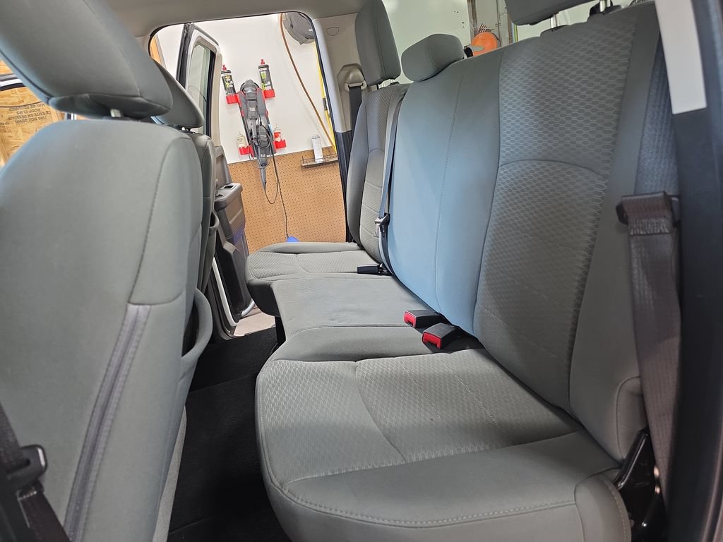 Used 2013 RAM 1500 Express AWD/4WD image 9