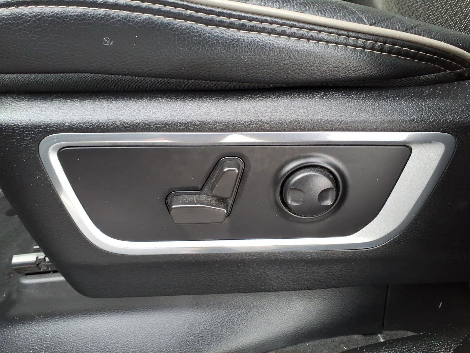 Certified 2022 RAM 1500 Laramie image 11